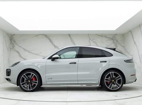 Porsche Cayenne GTS Coupé 2