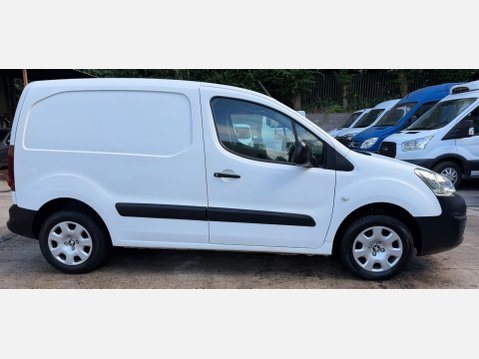 Peugeot Partner 1.6 BlueHDi 854 Professional Panel Van 5dr Diesel Manual L1 (112 g/km, 97.6 6