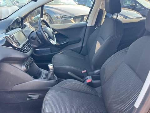 Peugeot 208 1.2 PureTech Allure Euro 6 5dr 25