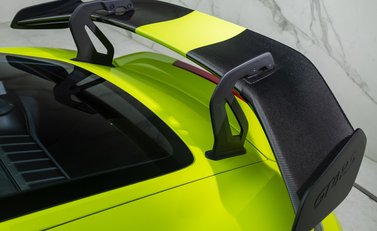 Porsche Cayman GT4 RS (718) 40