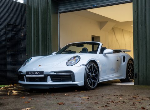 Porsche 911 Turbo S Cabriolet (992) 2