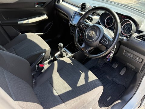 Suzuki Swift SZ-L DUALJET MHEV 12