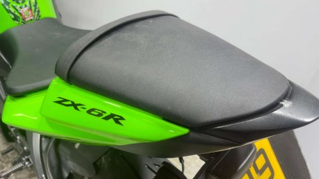 Kawasaki Ninja ZX6R 2009 ONLY 4K MEGA CLEAN 600CC SPORTS BIKE NEW MOT 22