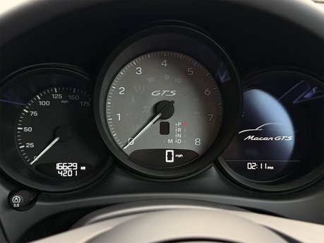 Porsche Macan GTS PDK 51