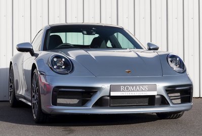 Porsche 911 Carrera 4S (992)