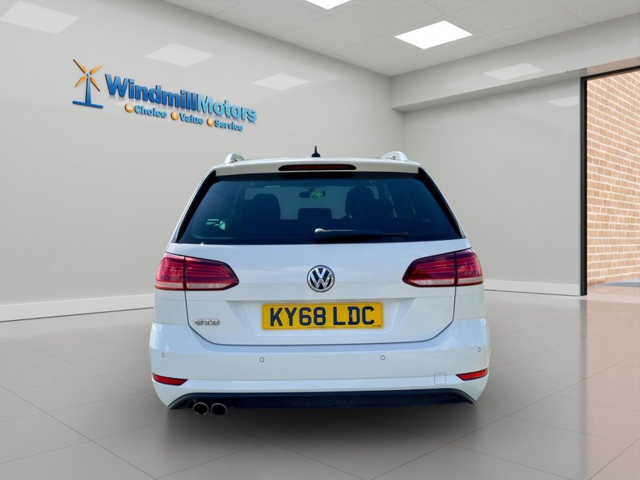 2018 Volkswagen Golf — image 9