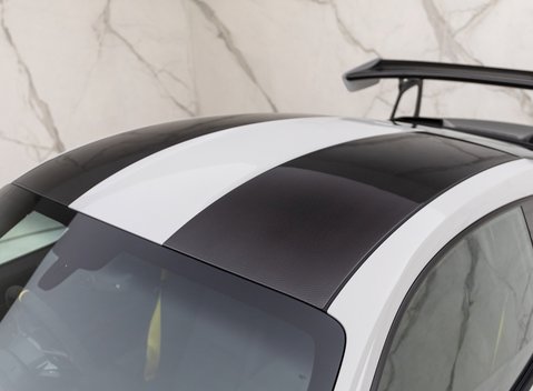 Porsche 911 (991.2) GT2 RS Weissach 29