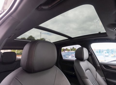 Porsche Cayenne V6 13