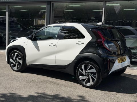 Toyota Aygo X VVT-I EDGE 16