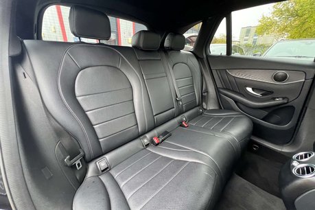 Mercedes-Benz GLC 2.0 GLC250 AMG Line SUV 5dr Petrol G-Tronic+ 4MATIC Euro 6 (s/s) (211 ps) 31