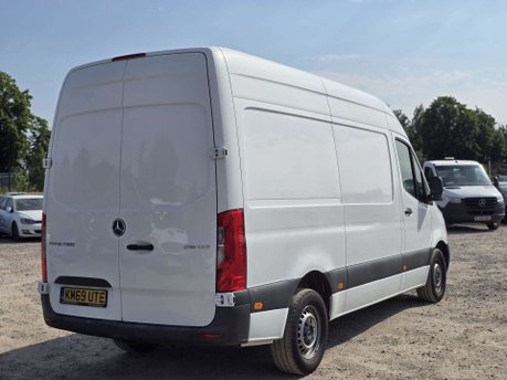 Mercedes-Benz Sprinter 2.1 316 CDI Panel Van 5dr Diesel Manual RWD L2 H2 Euro 6 (163 ps) 9