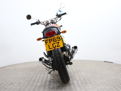 Royal Enfield Interceptor INTERCEPTOR 650 5