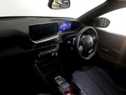 Peugeot 2008 1.2 PureTech Allure SUV 5dr Petrol EAT Euro 6 (s/s) (130 ps) 14