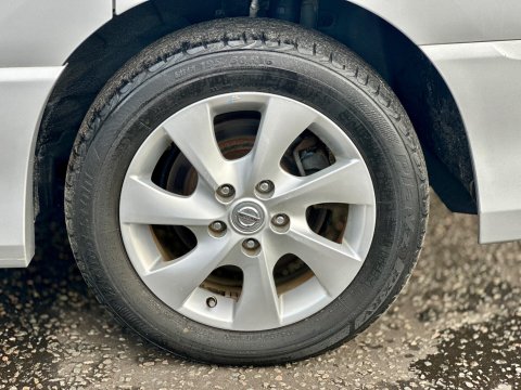 Nissan Serena 2.0 Petrol Hybrid 8 Seater 59