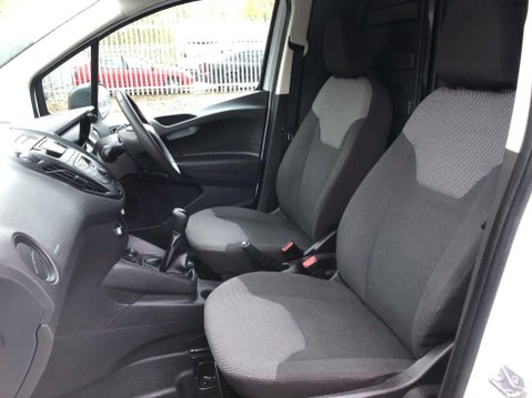 Ford Transit Courier BASE TDCI 14