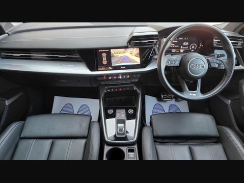Audi A3 TFSI S LINE MHEV 4