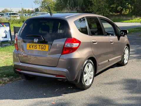 Honda Jazz I-VTEC ES PLUS AUTO 26
