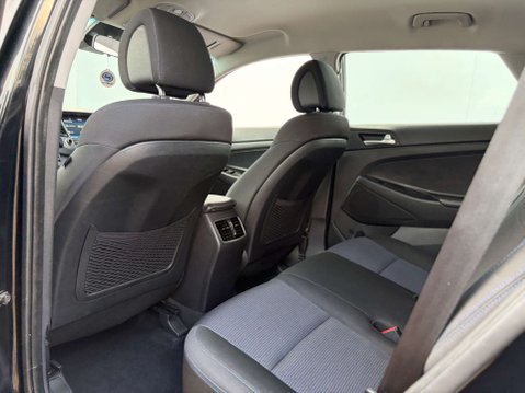 Hyundai TUCSON 2.0 Tucson SE Nav Blue Drive 2WD CRDi 5dr 51