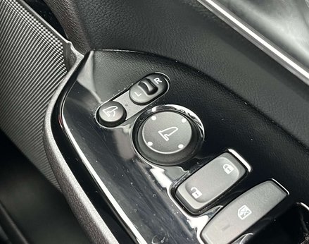 Honda CR-V 2.0 CR-V SR i-MMD CVT 4WD 5dr 63