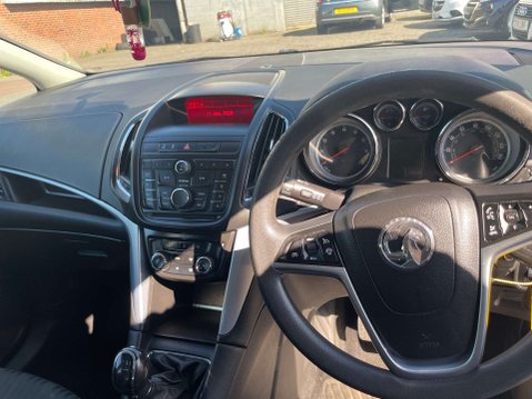 Vauxhall Zafira 1.4 Zafira Tourer Exclusive T 5dr 21