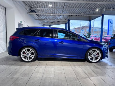 Ford Focus 2.0 TDCi ST-3 Euro 6 (s/s) 5dr 2