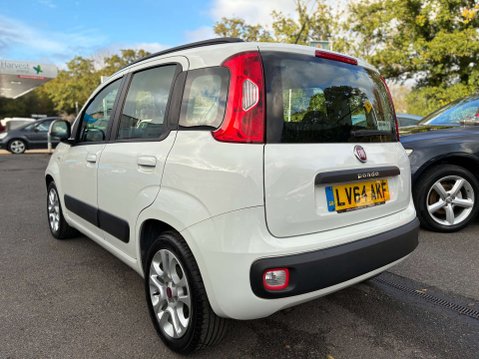 Fiat Panda 0.9 TwinAir Lounge Hatchback 5dr Petrol Dualogic Euro 6 (s/s) (85 bhp) 4