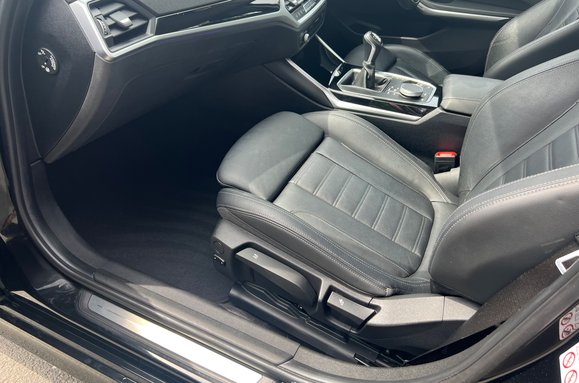 BMW 3 Series 318D SPORT 35