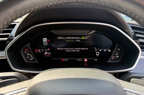 Audi Q3 TFSI QUATTRO S LINE VORSPRUNG -PAN ROOF -360 CAMERA -CARPLAY -FULL AUDI S/H 32