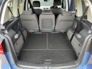 Volkswagen Touran SE TDI 12
