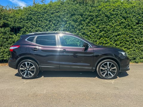 Nissan Qashqai 1.6 dCi Tekna SUV 5dr Diesel XTRON 2WD Euro 6 (s/s) (130 ps) 31