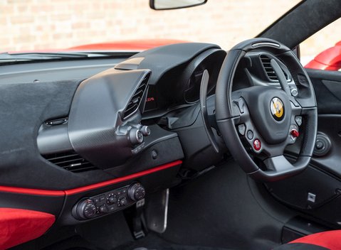 Ferrari 488 Pista 16