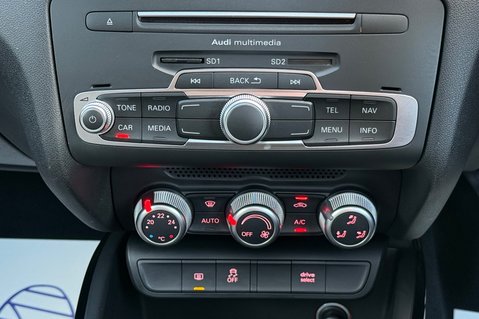 Audi A1 TFSI BLACK EDITION NAV -PANORAMIC SUNROOF - ALL BLACK  42