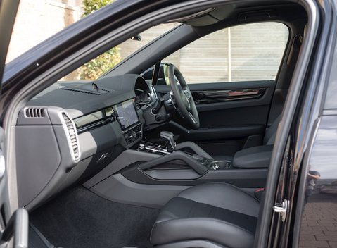 Porsche Cayenne Coupé 16