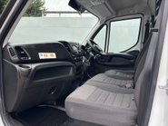 Iveco Daily 35C14HB Hi-Matic Luton with Tail Lift 14