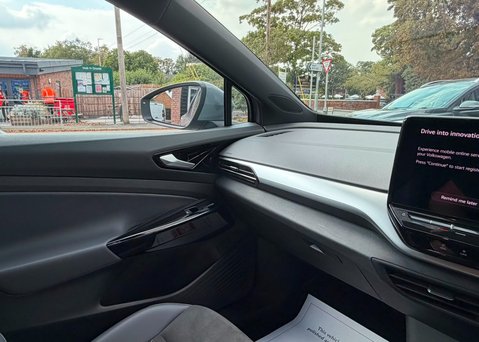 Volkswagen Id.5 Pro 77kWh Style SUV 5dr Electric Auto (174 ps) 21