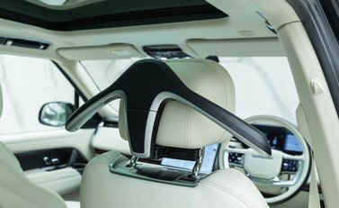 Land Rover Range Rover P530 Autobiography LWB (7 Seat) 15