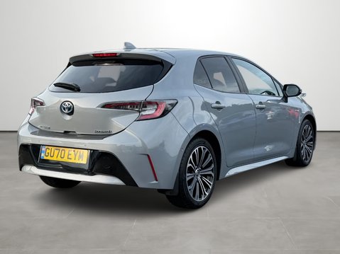 Toyota Corolla 1.8 VVT-i Hybrid Design 5dr CVT 9