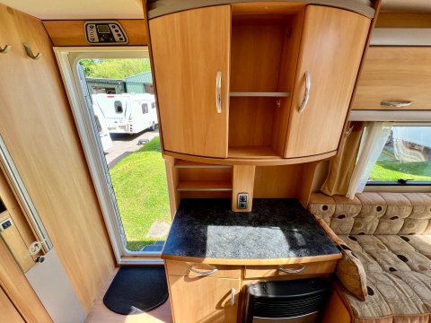 Sterling Eccles Topaz  16