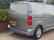 Vauxhall Vivaro 1.5 Vivaro 2700 Sportive S/S 11