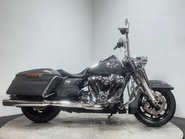 Harley-Davidson Touring 1745 FLHR ROADKING 2017 8K CUSTOM BAGGER MOT 1 OFF BIKE 1