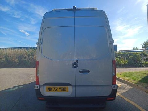 Mercedes-Benz Sprinter 317 CDI PROGRESSIVE 5