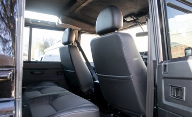 Land Rover Defender 110 XS Classic Series I 14