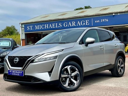Nissan Qashqai 1.3 Qashqai N-Connecta DiG-T MHEV CVT 5dr