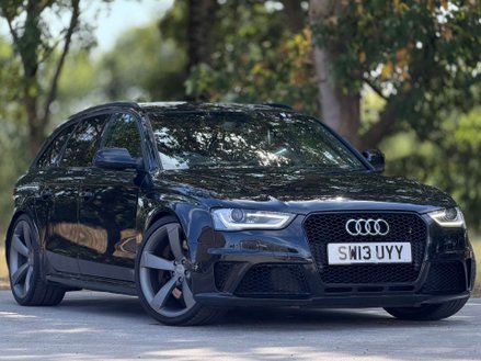 Audi RS4 4.2 RS 4 FSI Quattro Auto 4WD 5dr