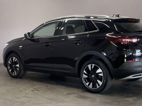 Vauxhall Grandland X 1.2 Turbo Griffin Edition SUV 5dr Petrol Manual Euro 6 (s/s) (130 ps) 6