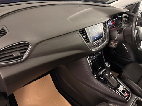 Vauxhall Grandland X 1.2 Turbo Sport Nav Auto Euro 6 (s/s) 5dr 28