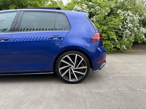 Volkswagen Golf 2.0 TSI R DSG 4Motion Euro 6 (s/s) 5dr 21