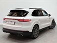 Porsche Cayenne 3.0 V6 E-Hybrid 14kWh SUV 5dr Petrol Plug-in Hybrid TiptronicS 4WD Euro 6 ( 20