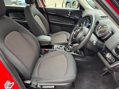 Mini Countryman COOPER D CLASSIC 14