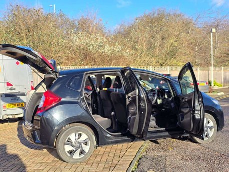 Honda Jazz 1.5 h i-MMD Crosstar EX eCVT Euro 6 (s/s) 5dr 17